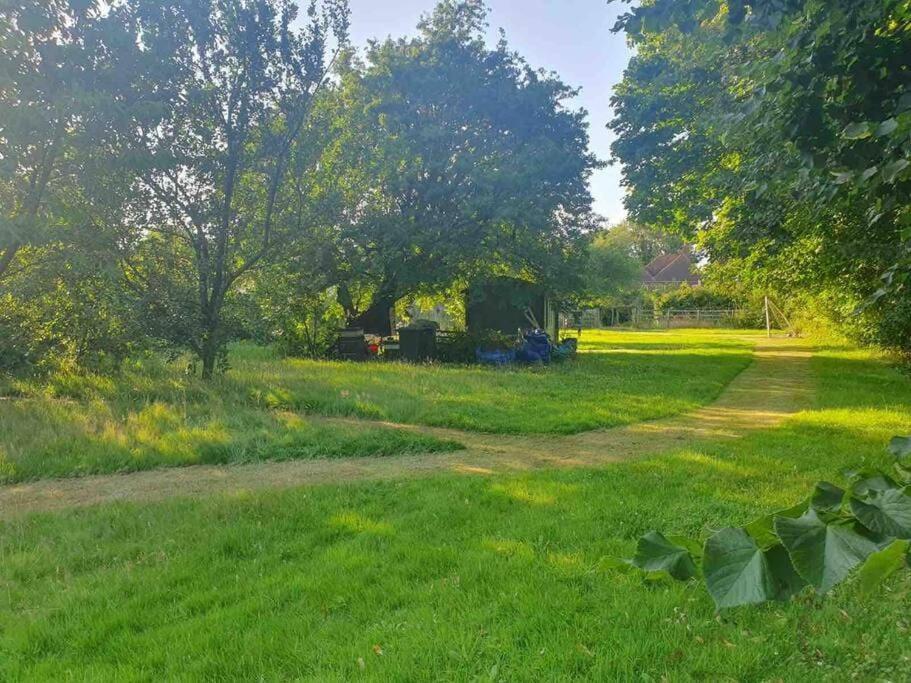 Nature Charm & Fruit Delights, Multi-generation Celebratory -try, Relax, Repeat - Sellindge Holiday home Ashford (Kent)