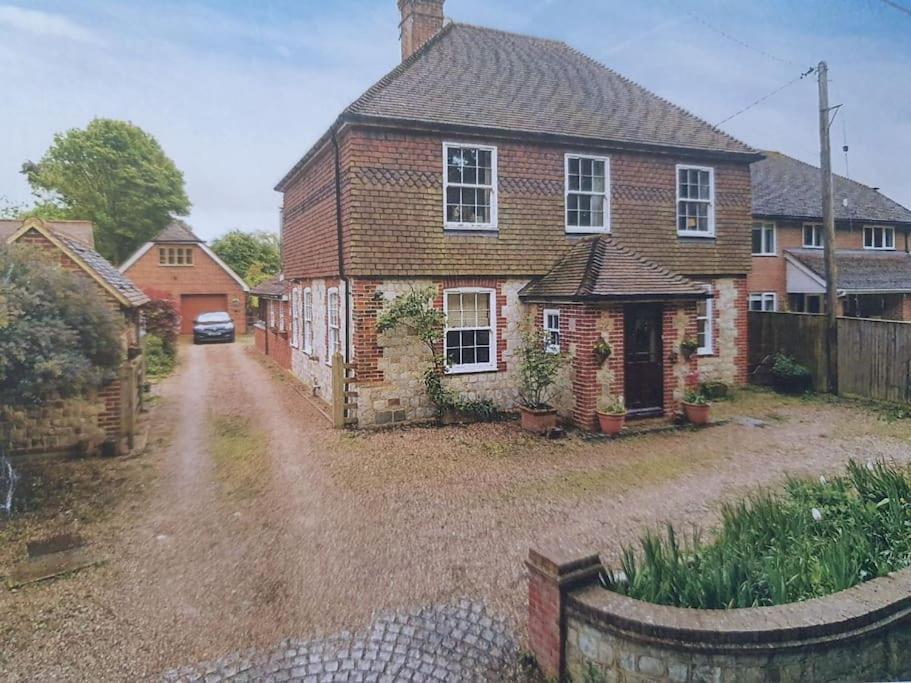 Nature Charm & Fruit Delights, Multi-generation Celebratory -try, Relax, Repeat - Sellindge *