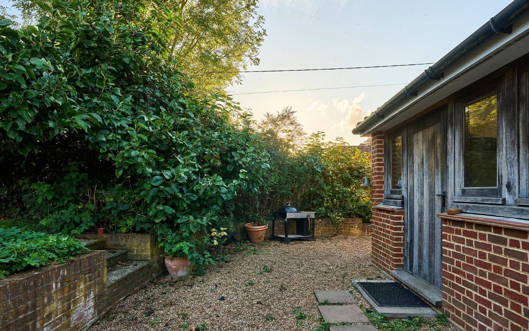 Nature Charm & Fruit Delights, Multi-generation Celebratory -try, Relax, Repeat - Sellindge * Ashford (Kent)